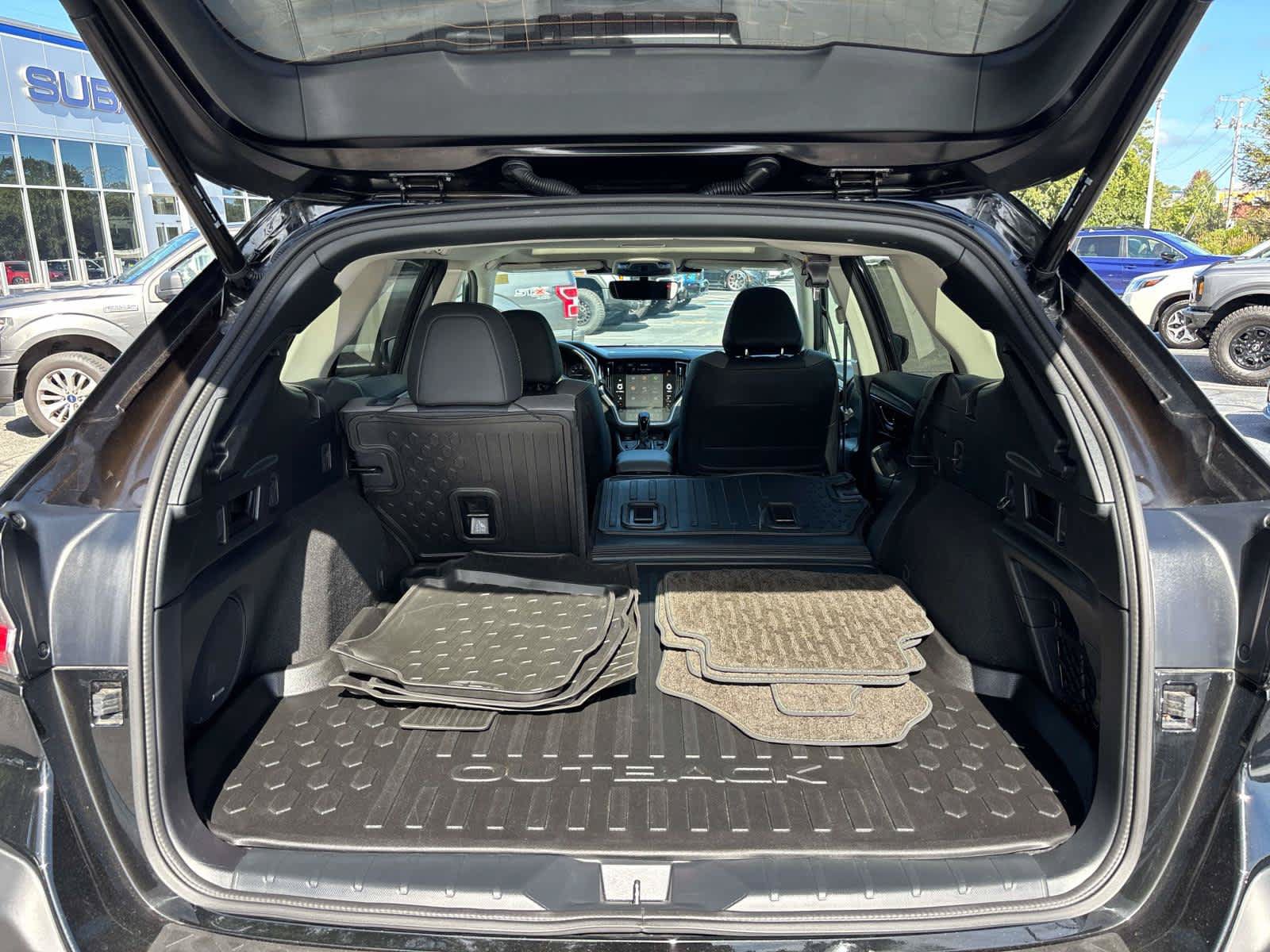 Used 2024 Subaru Outback Onyx Edition XT AWD/4WD image 17