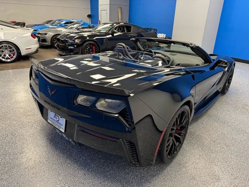 Used 2017 Chevrolet Corvette Z06 RWD image 9