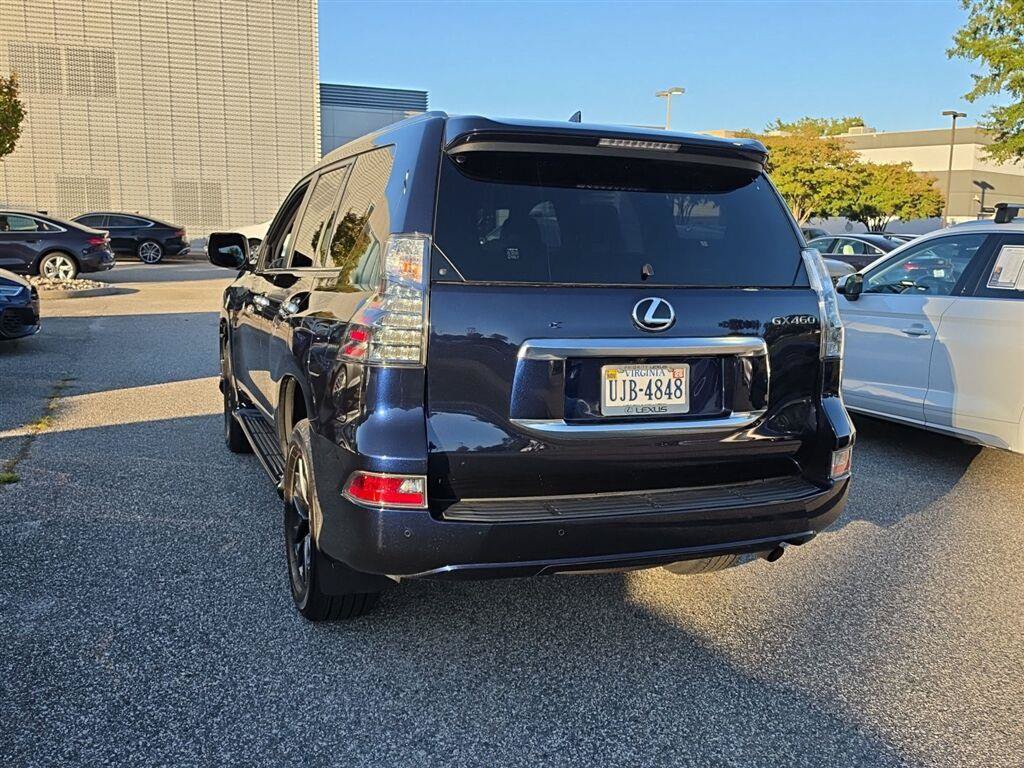 Used 2023 Lexus GX 460 Premium w/ Premium Package AWD/4WD image 10