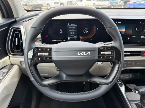 New 2026 Kia Sorento S FWD image 10
