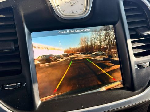 Used 2019 Chrysler 300 Touring w/ Sport Appearance Package image 36