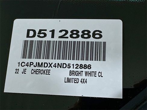 Certified 2022 Jeep Cherokee Limited image 26