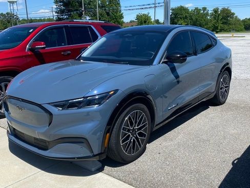 Used 2024 Ford Mustang Mach-E Premium AWD/4WD image 2