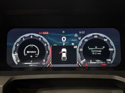 Used 2024 Toyota Tacoma TRD Off-Road w/ TRD Off Road Premium Package AWD/4WD image 10
