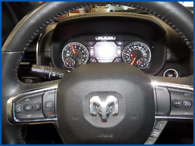 Used 2024 RAM 1500 Laramie AWD/4WD image 17