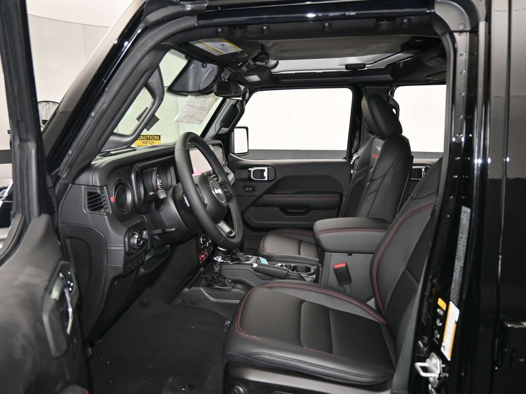 New 2026 Jeep Gladiator Rubicon w/ Steel Power Dome Hood Package AWD/4WD image 11
