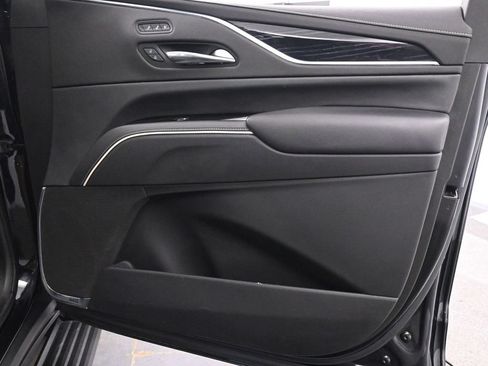 Used 2022 Cadillac Escalade Sport w/ Touring Package AWD/4WD image 25