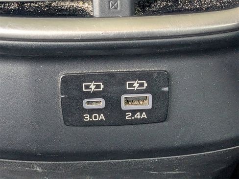 Used 2023 Subaru Legacy Premium image 14