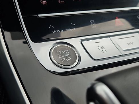 Certified 2026 Audi Q8 Prestige w/ Prestige Package AWD/4WD image 28