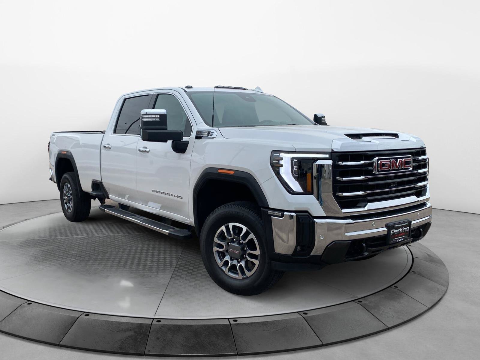 Used 2024 GMC Sierra 2500 SLT w/ SLT Premium Package AWD/4WD image 3