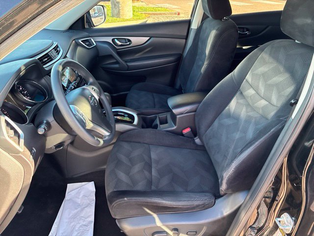 Used 2014 Nissan Rogue SV AWD/4WD image 5