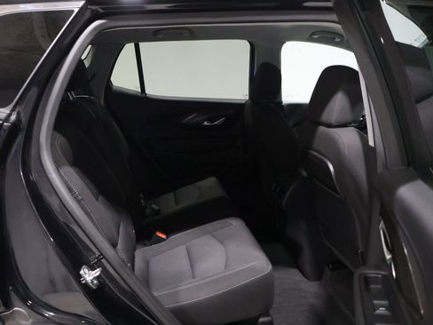 Used 2024 GMC Terrain SLE image 21