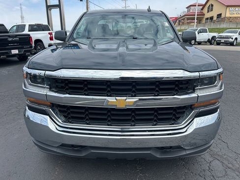 Used 2017 Chevrolet Silverado 1500 LT image 2