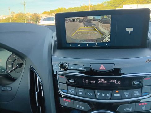 Used 2025 Acura RDX SH-AWD image 29