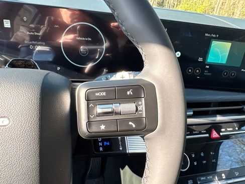 New 2026 Hyundai Santa Fe Limited FWD image 17
