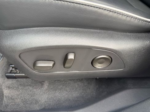 Used 2025 Buick Enclave Preferred FWD image 18