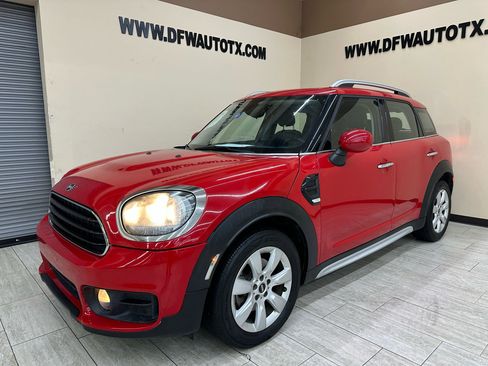 Used 2019 MINI Cooper Countryman image 2
