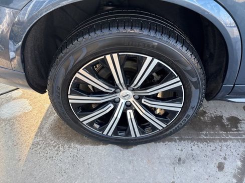 Certified 2023 Volvo XC90 B5 Plus image 13