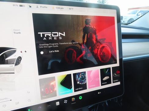 Used 2023 Tesla Model 3 Standard Range image 20