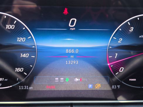 Used 2025 Mercedes-Benz C 300 Sedan image 22