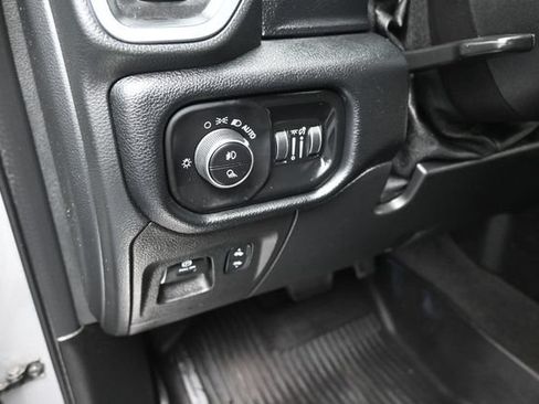 Used 2022 RAM 1500 Laramie AWD/4WD image 13