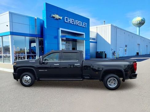 Used 2021 Chevrolet Silverado 3500 High Country image 7