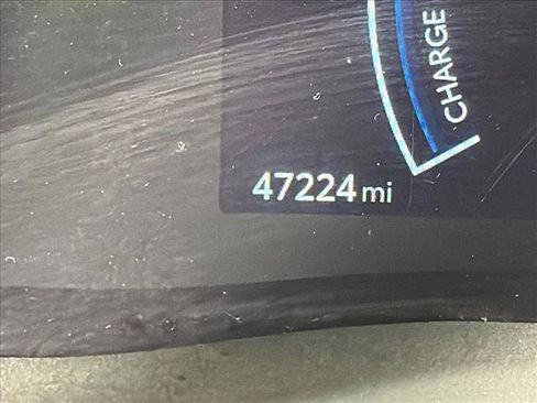 Used 2025 Toyota Camry LE FWD image 27