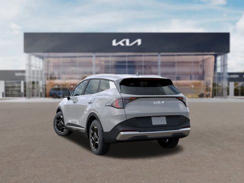 New 2026 Kia Sportage EX image 4