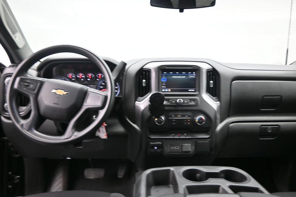 Used 2022 Chevrolet Silverado 2500 Custom w/ Custom Convenience Package AWD/4WD image 14