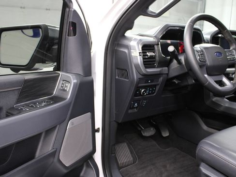 Used 2025 Ford F150 Lariat w/ Tow/Haul Package AWD/4WD image 58