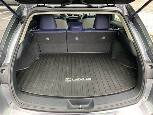 Used 2020 Lexus UX 250h w/ Accessory Package image 6