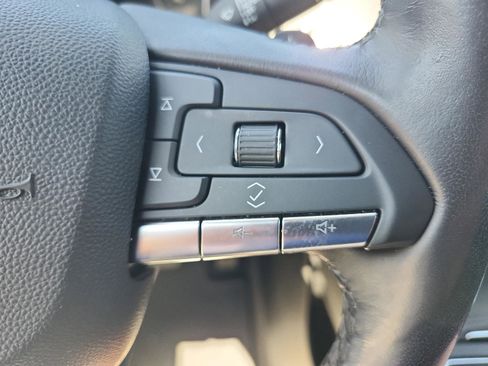 Used 2021 Cadillac XT4 Premium Luxury image 28