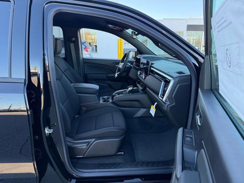 New 2026 GMC Canyon Elevation w/ Convenience Package image 17