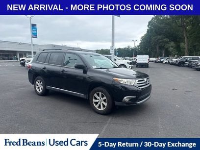 Used 2012 Toyota Highlander SE w/ Tow Pkg
