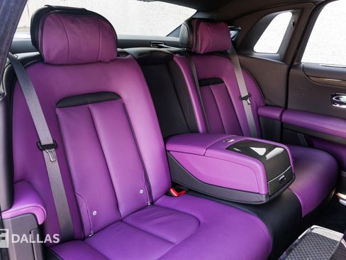 Used 2023 Rolls-Royce Ghost Black Badge w/ Black Badge Ghost Package image 38