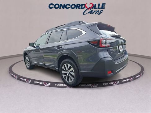 Certified 2025 Subaru Outback Premium AWD/4WD image 5