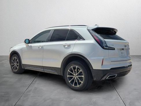 Used 2024 Cadillac XT4 Sport FWD image 3