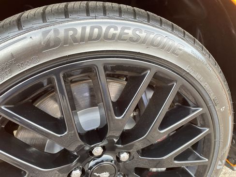 Used 2018 Ford Mustang GT Premium w/ GT Performance Package image 30