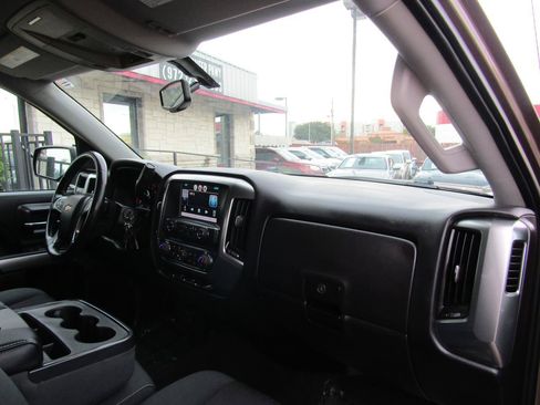 Used 2015 Chevrolet Silverado 1500 LT w/ LT Convenience Package AWD/4WD image 10