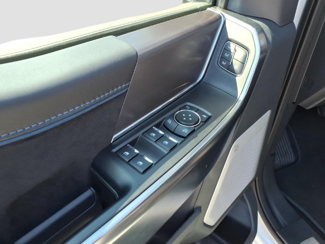 Used 2025 Ford F150 Platinum w/ Equipment Group 702A High AWD/4WD image 25