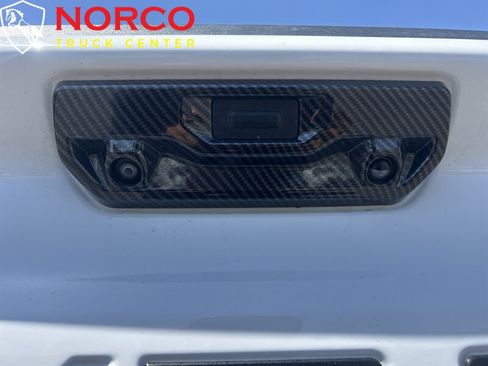 Used 2023 Chevrolet Silverado 1500 Custom RWD image 14