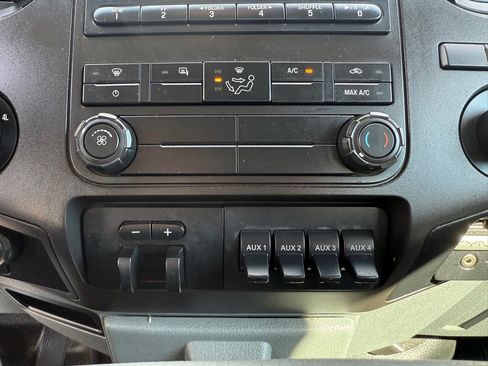 Used 2016 Ford F350 XL w/ Power Equipment Group image 29