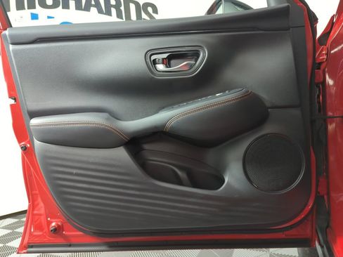 Certified 2026 Honda HR-V Sport image 9