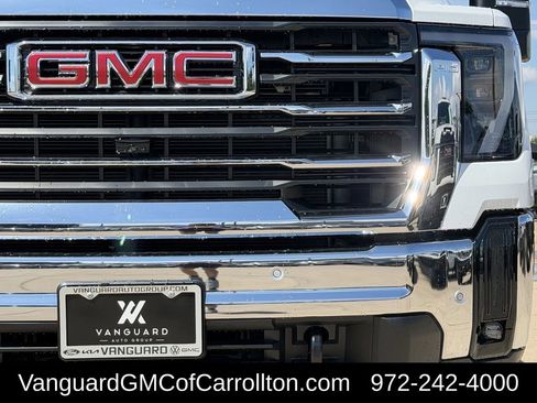 New 2026 GMC Sierra 2500 SLE w/ SLE Value Package; AWD/4WD image 8