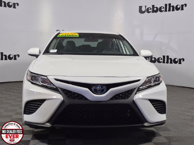 Used 2020 Toyota Camry SE FWD image 2