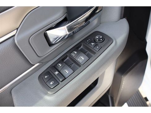 Used 2017 RAM 2500 Big Horn AWD/4WD image 27