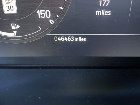 Used 2023 Land Rover Defender 130 X AWD/4WD image 25