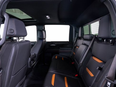 Used 2024 GMC Sierra 2500 AT4 w/ AT4 Premium Plus Package AWD/4WD image 20