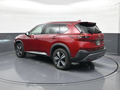 Certified 2023 Nissan Rogue SL w/ SL Premium Package AWD/4WD image 7