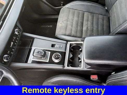 Used 2022 Mitsubishi Outlander SE AWD/4WD image 3